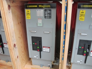 BREAKER, CIRCUIT TYPE, POWER KIND, 1200 AMP RATING, 4160 VOLT RATING, 3 POLE. ROLL-IN REPLACEMENTS FOR ABB 5HK350-1200. PART # 5ISB2-350-1200SR (W-44) LOADING & HANDLING FEE $15-